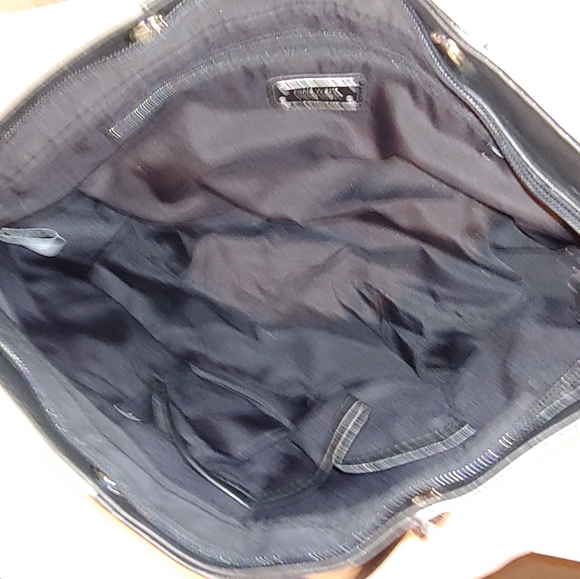 Nine West Purse - Picture 5 of 8
